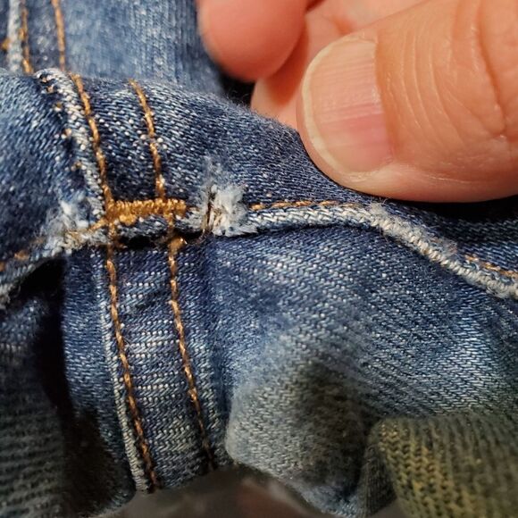 Madewell 10” High Riser Demi Boot Distressed Raw Hem Jeans Size 30 - Picture 7 of 10